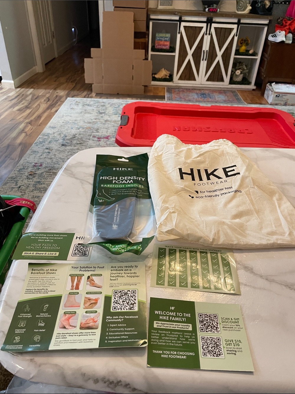 Hike footwear